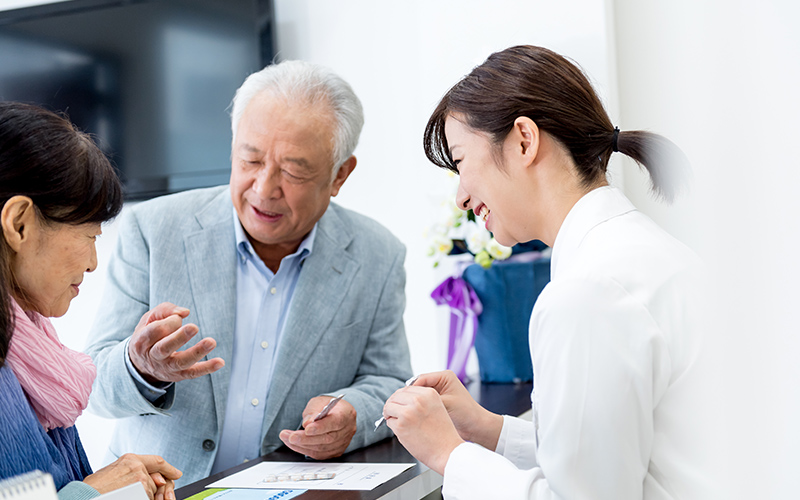 クリニックや調剤薬局などで